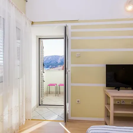 Luka Apartment