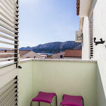 Luka Apartment