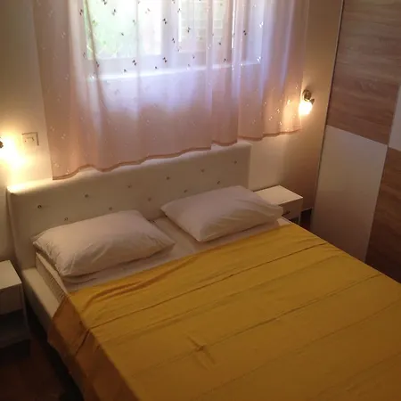 Luka Apartamento Baška