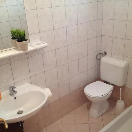 Luka Apartamento Baška