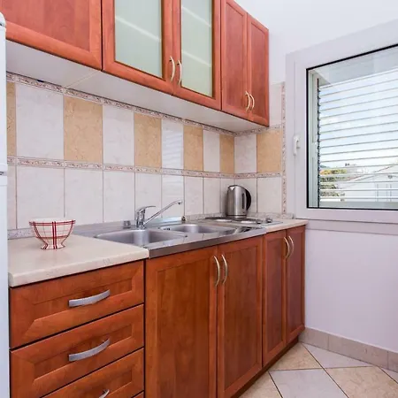 Luka Apartamento Baška