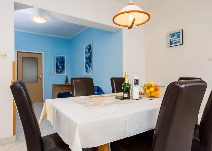 Διαμέρισμα Luka *